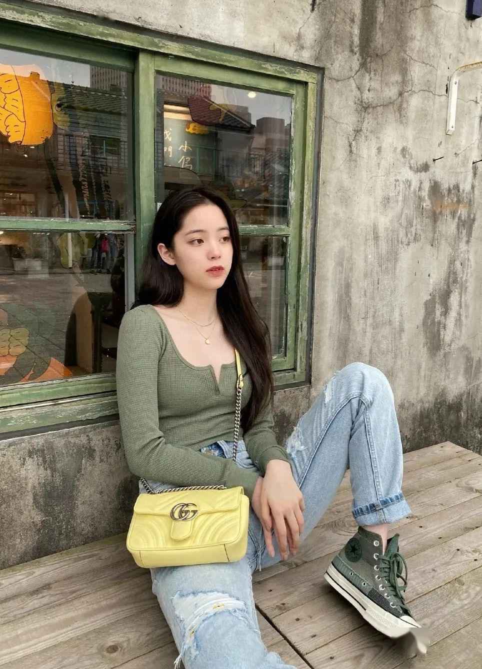 审美成熟的女生，不需要追BM风