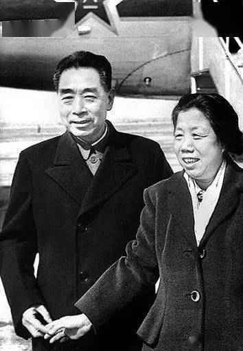 相识1个月闪婚，却独宠她57年：90岁的袁隆平，也太酷了！