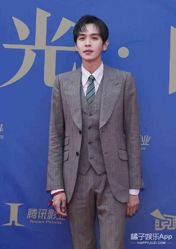 这种人活该他火啊…