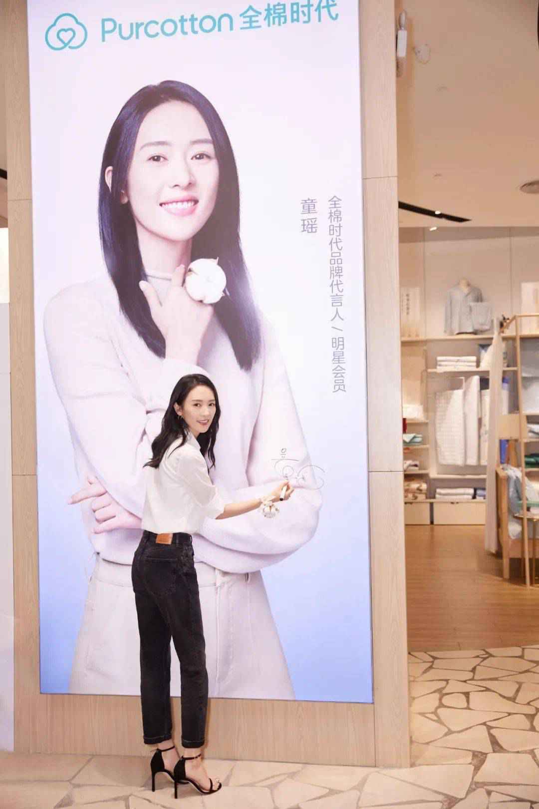深圳这家千平大店因棉花火了！市民围观拍照，他们在看什么？