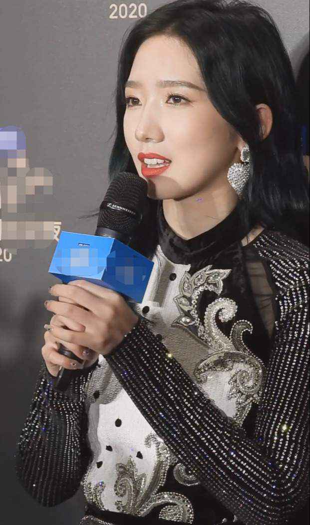 这才是正确的打光！高清镜头下女星自带磨皮效果，程潇孟美岐比美