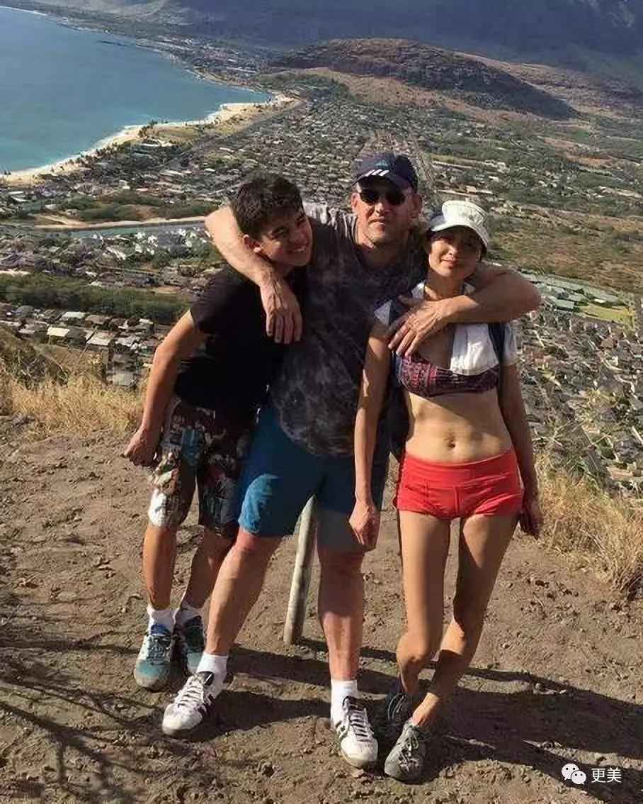 夺钟汉良初吻的甜妹女神，50岁满脸纹路、亿万网友众筹求do脸