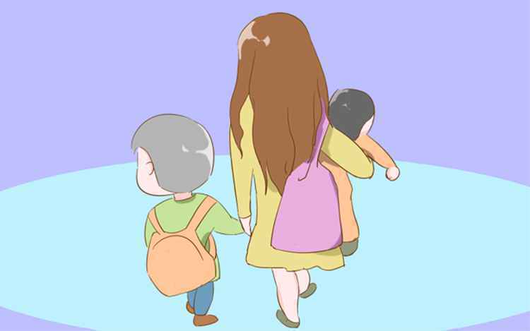 原创
幼儿园有中央空调，女儿身上为何起痱子？看完监控妈妈心里难受