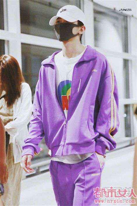 蔡徐坤紫色运动装是什么牌子 nerdy是什么牌子
