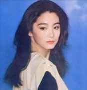 林青霞微博晒旧照 这不是30年前的钟楚曦和倪妮吗
