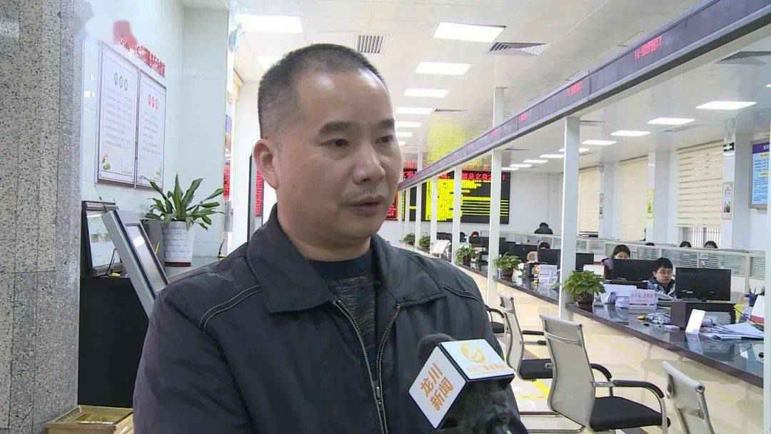 让老人办事省心更暖心，这个服务中心这样做~