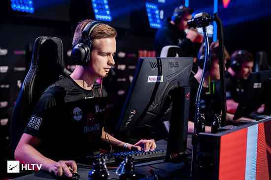 HLTV明日之星系列：被低估的狙击手acoR