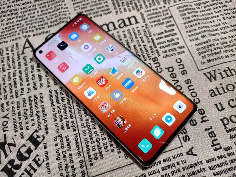 OPPO Reno5 Pro 5G，优雅的设计和香醇的内力