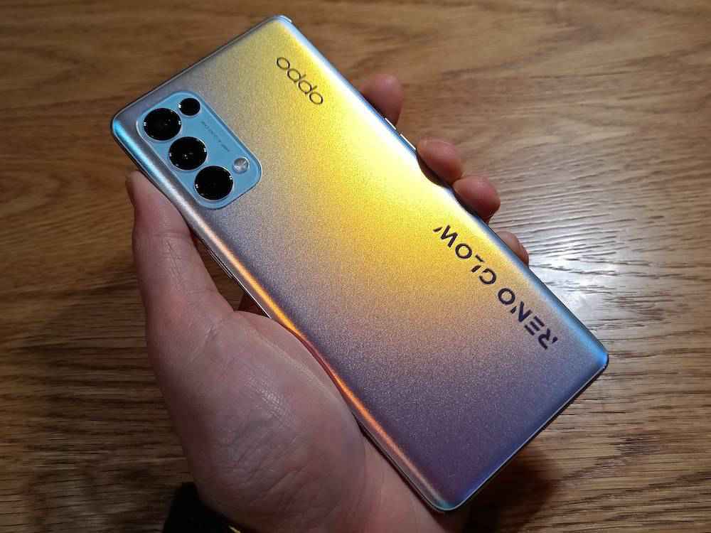 OPPO Reno5 Pro 5G，优雅的设计和香醇的内力