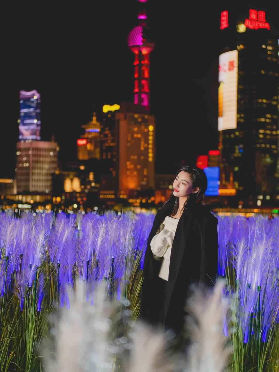 150㎡梦幻夜光花园惊艳外滩，带来露台光影圣诞晚宴！