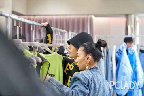 SPMA得色新店上海陆家嘴中心揭幕