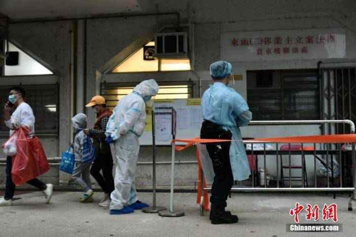 香港黄大仙东头邨设流动采样站 当局称尽量协助受影响居民
