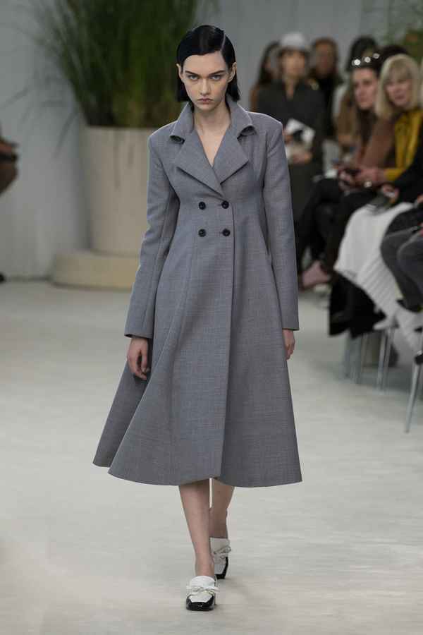 LOEWE罗意威SS20春夏女装系列