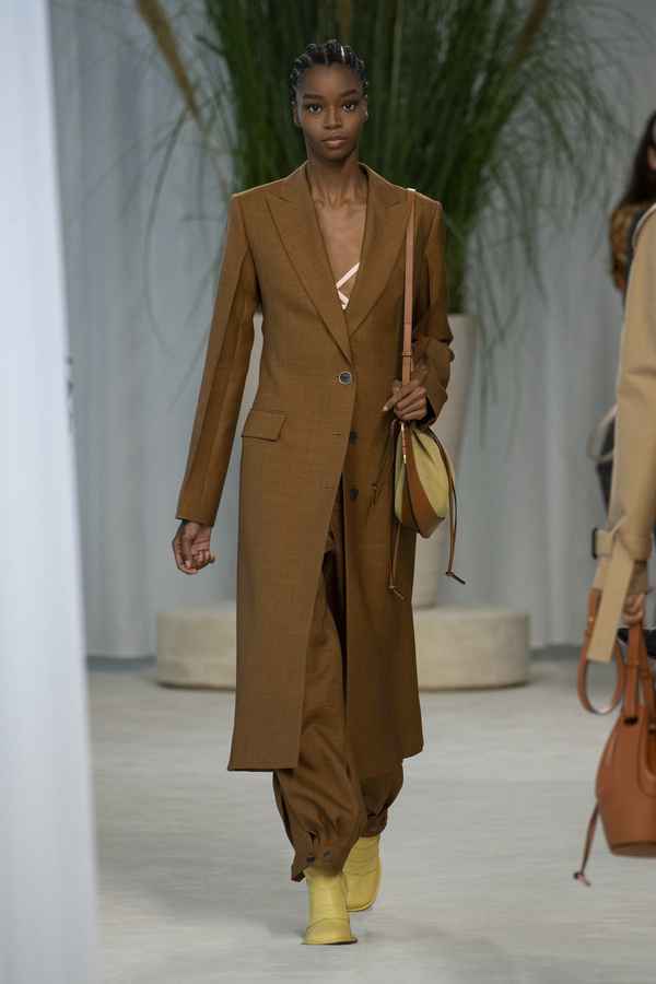 LOEWE罗意威SS20春夏女装系列