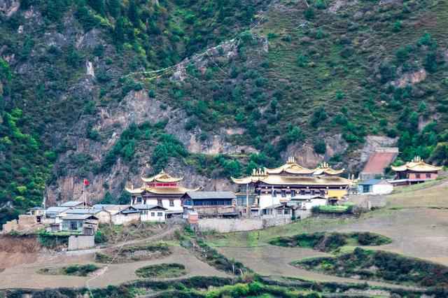 甘南旅游最后的净土，传言有神仙居住于此，如一个神秘的世外桃源