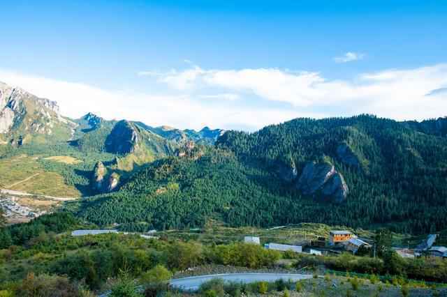 甘南旅游最后的净土，传言有神仙居住于此，如一个神秘的世外桃源
