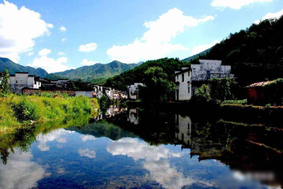 中国茶文化第一村，隶属江西上饶，是婺源文化一颗璀璨的明珠