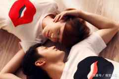 坐月子请月嫂和老人照顾，差别有多大？三大区别个个戳心窝