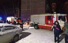 俄罗斯叶卡捷琳堡市一居民楼发生火灾 已致8人死亡