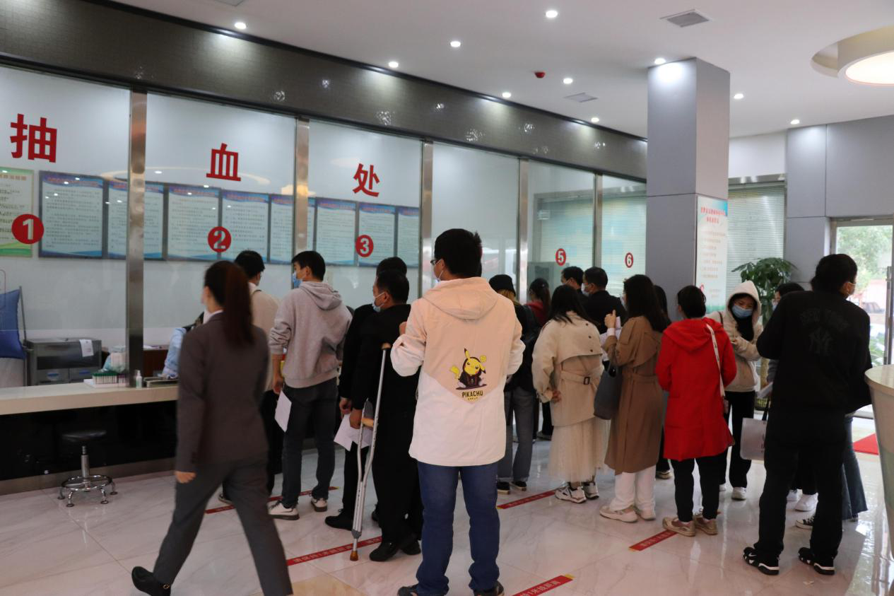 南昌市进贤县总工会开展关爱乡村教师健康行动
