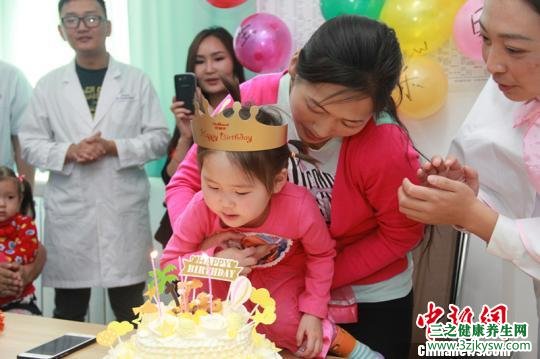 “天使之旅”蒙古国大病患儿扎日格乐玛在内蒙